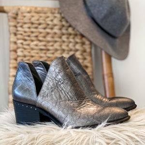 *SOLD* Vince Camuto Petran Bootie